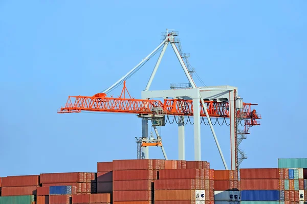 Cargo crane and ship — Stock Photo, Image