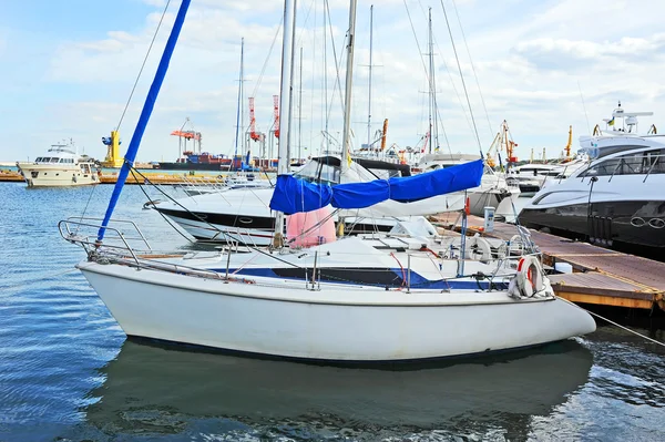 Motor yacht — Stock Photo, Image