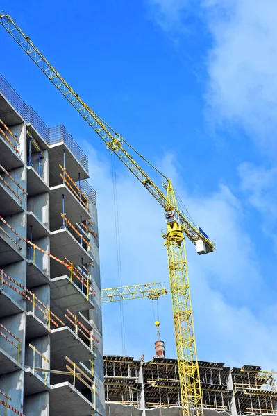 Crane and construction site — Stock Photo, Image