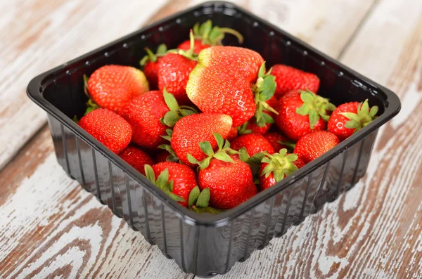 Strawberry on wooden background — Stock Photo, Image