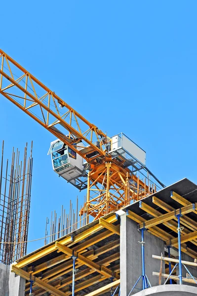 Crane and construction site — Stock Photo, Image