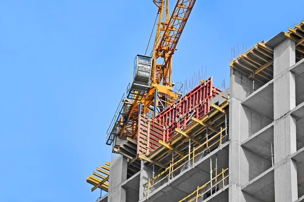 Crane and construction site — Stock Photo, Image