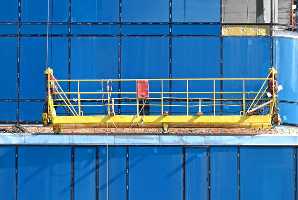 Suspended Platform Cradle Construction Gondola, ZLP on wall