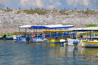 Rıhtım, Hırvatistan ve Avrupa 'da küçük turistik motorlu tekne