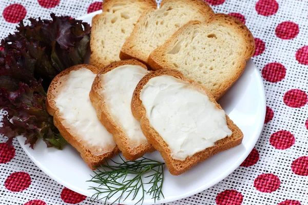 Toasts mit Käseaufstrich — Stockfoto