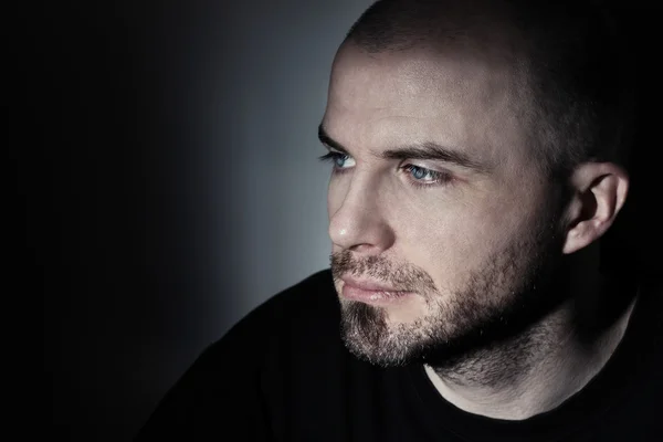 Bir adamın portresi.