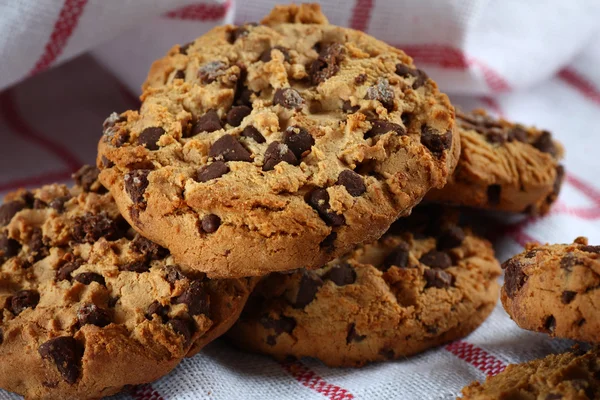 Печенье с темным шоколадом — стоковое фото