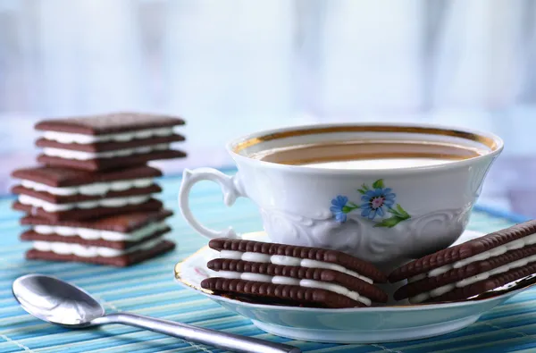 Tea and biscuits — Stock Photo, Image