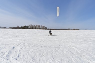 Erkekler Kayak kar üzerinde kiting