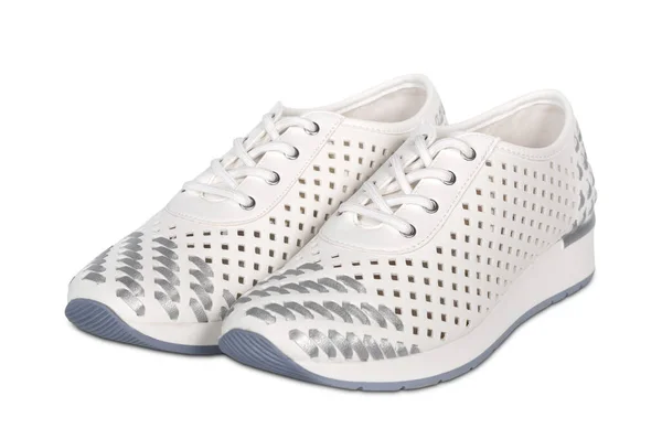 Elegante Sneakers Bianche Femminili Con Lacci Isolati Uno Sfondo Bianco — Foto Stock