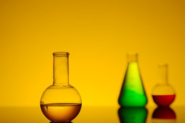 Laboratuvar natürmort