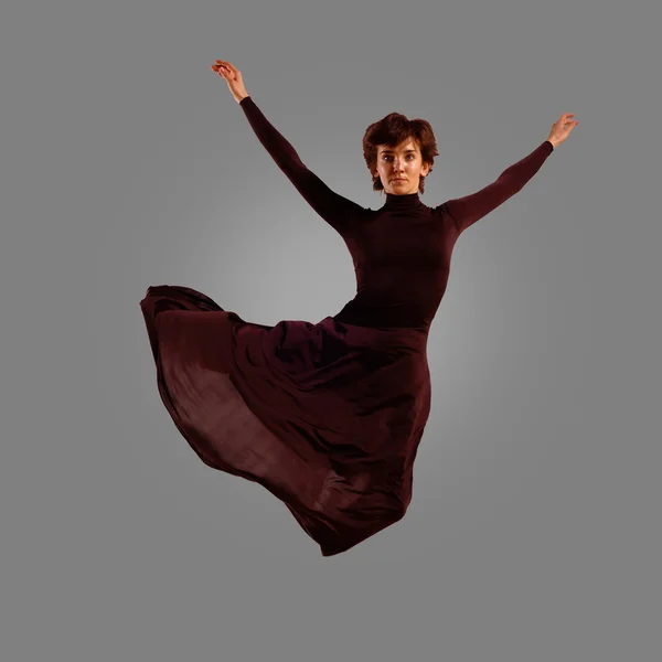 Dancer jumping — Stock Photo, Image