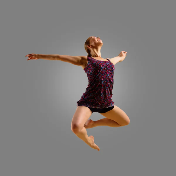 Bailarina saltando — Foto de Stock