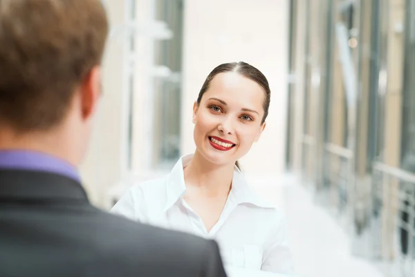 Mujer de negocios hermosa — Foto de Stock