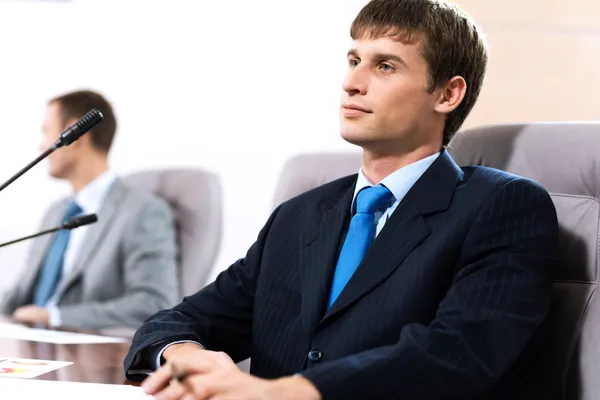 Retrato de un hombre de negocios — Foto de Stock