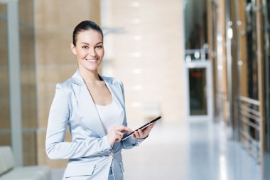 iş kadını ile tablet pc