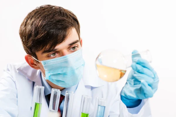 Portrait of a scientist working in the lab — Stock Photo, Image