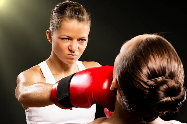 Женский бокс — стоковое фото