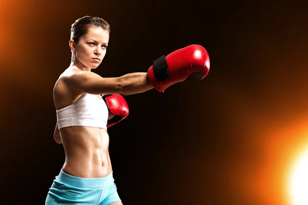 Retrato de una mujer boxeadora — Foto de Stock