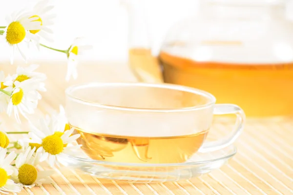 Teacup with herbal chamomile tea — Stock Photo, Image