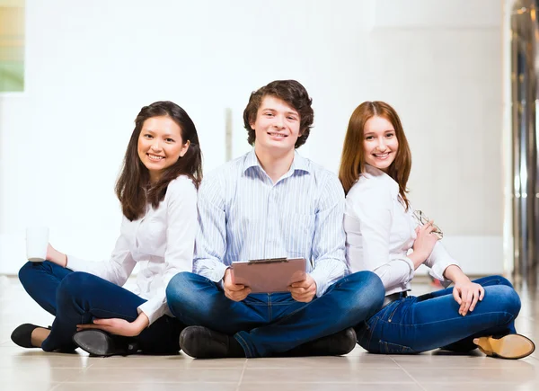 Portrait of a group of young — Stock Photo, Image