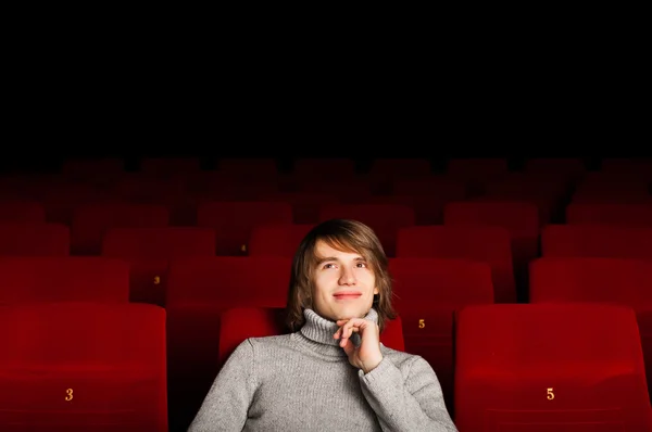 El hombre en el cine — Foto de Stock