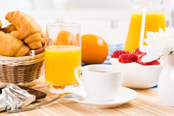 Kontinentales Frühstück — Stockfoto