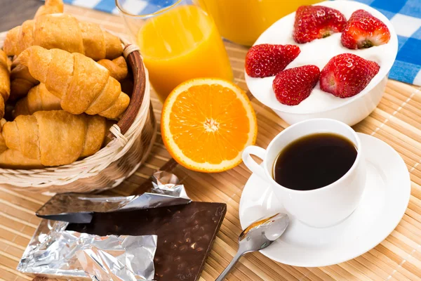 Continental breakfast — Stock Photo, Image