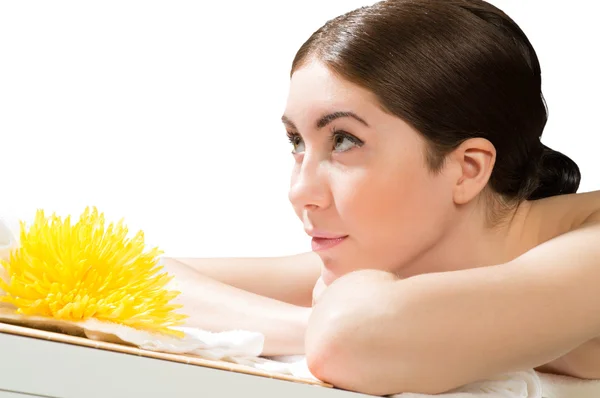 Beautiful spa woman lying on the couch — Stock Photo, Image