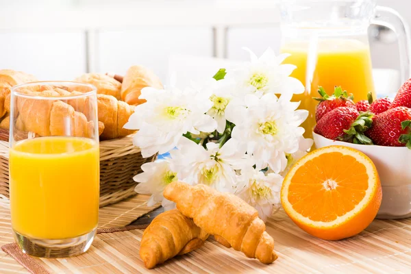 Early breakfast — Stock Photo, Image