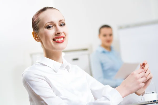 Retrato de una mujer de negocios — Foto de Stock