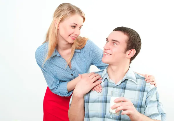 Wife gives her husband a meal — Stock Photo, Image