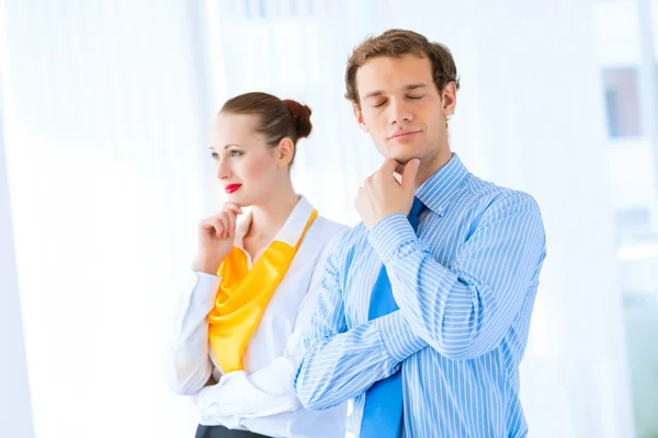 Retrato de un empresario en el cargo — Foto de Stock