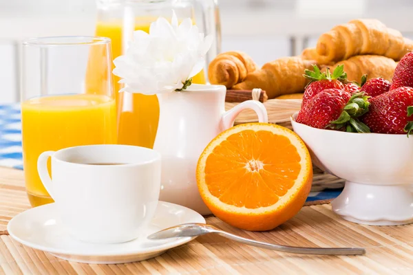 Continental breakfast — Stock Photo, Image