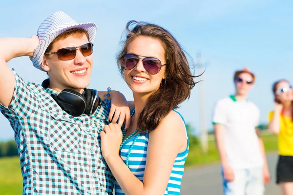 Young couple — Stock Photo, Image