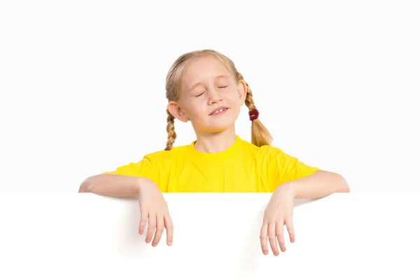 Menina segurando cartaz branco — Fotografia de Stock