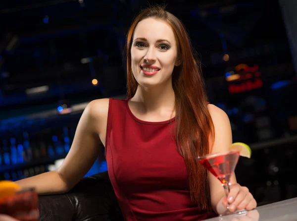 Woman in a nightclub — Stock Photo, Image