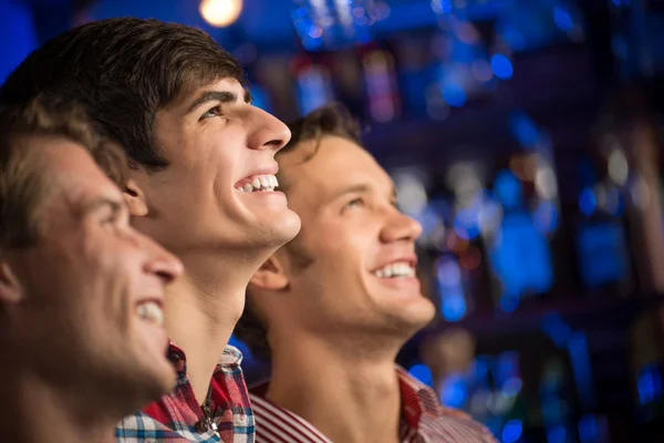 Fans in der Bar — Stockfoto