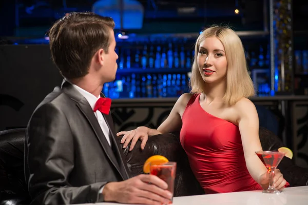 Portrait of a woman in a nightclub — Stock Photo, Image