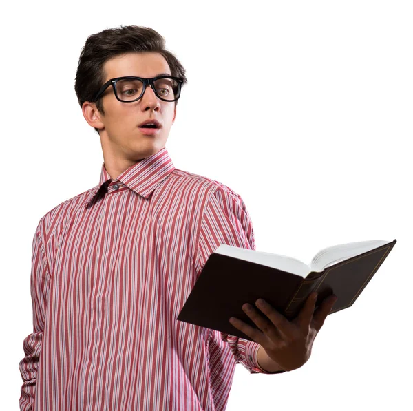 Joven leyendo un libro — Foto de Stock