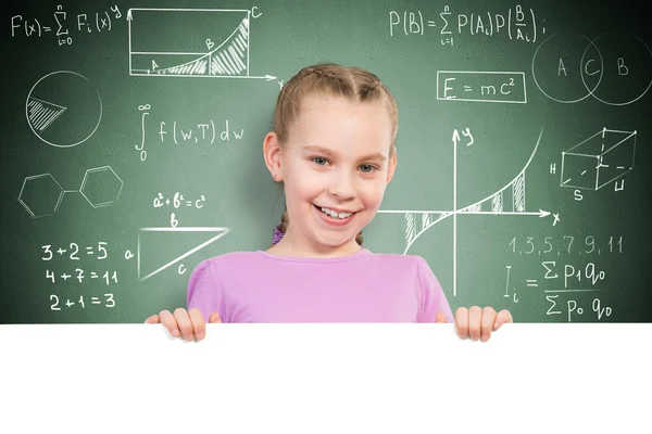 Niña sosteniendo una pancarta blanca — Foto de Stock