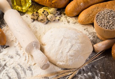 un, yumurta, beyaz ekmek, buğday kulaklar