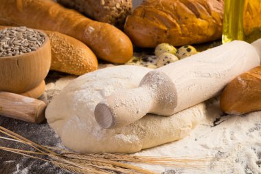 un, yumurta, beyaz ekmek, buğday kulaklar