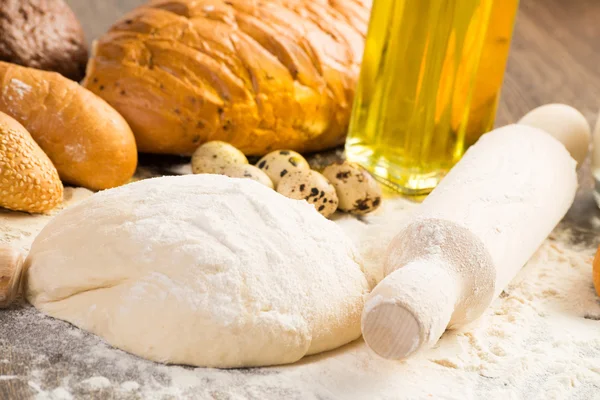 Flour, eggs, white bread, wheat ears — Stock Photo, Image