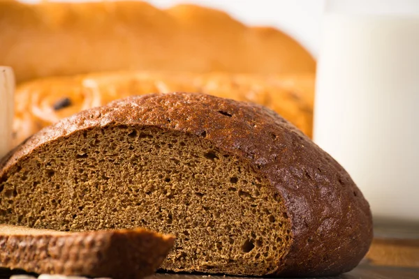 Pan rebanado con cereales —  Fotos de Stock