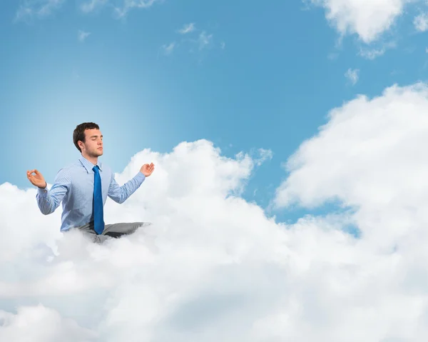 Homem de negócios meditando — Fotografia de Stock