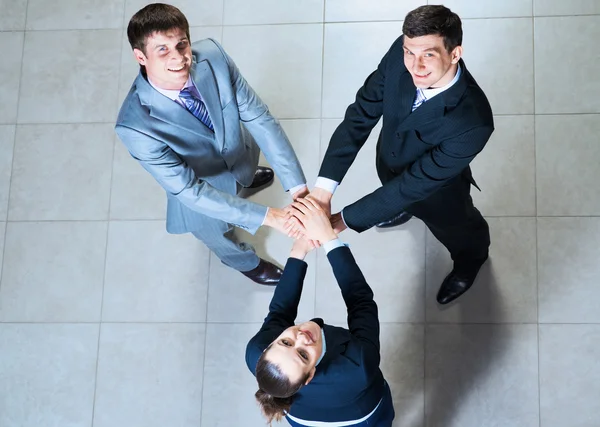 Drie zakenmensen — Stockfoto