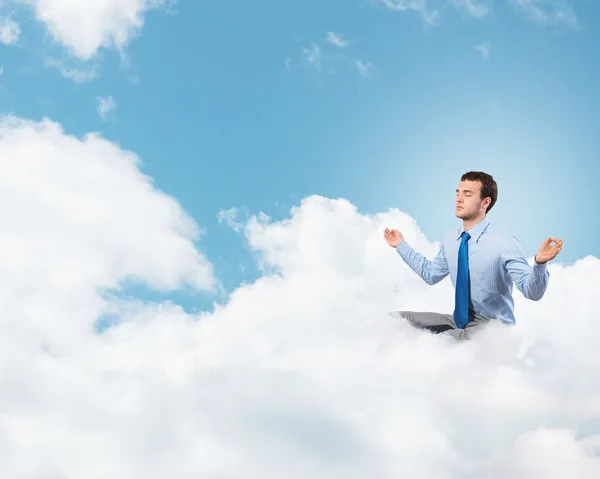 Homem de negócios meditando — Fotografia de Stock