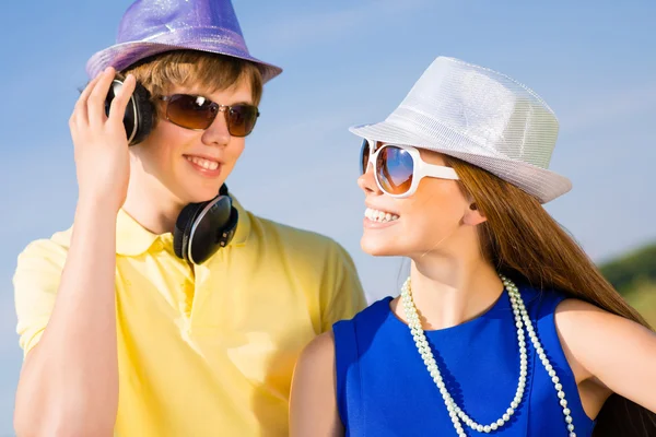 Young couple — Stock Photo, Image