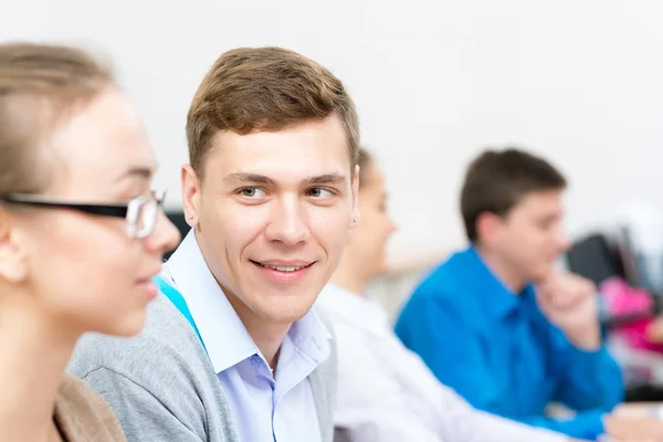 Studenti ve třídě — Stock fotografie